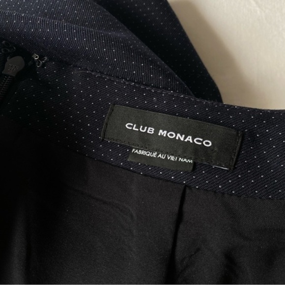 Club Monaco - Picture 2 of 2